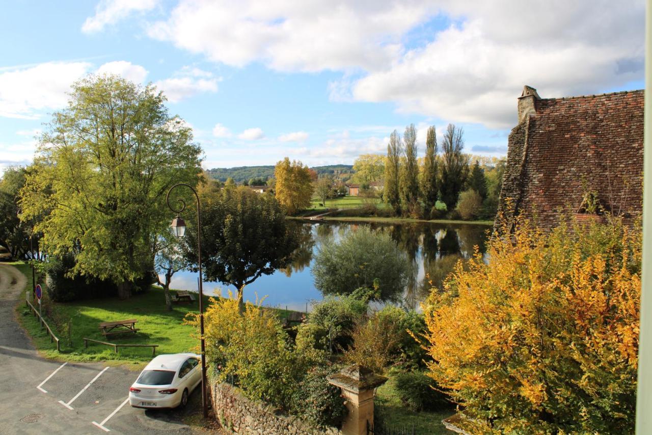 Hotel-Restaurant Cote Rivage Badefols-sur-Dordogne ภายนอก รูปภาพ