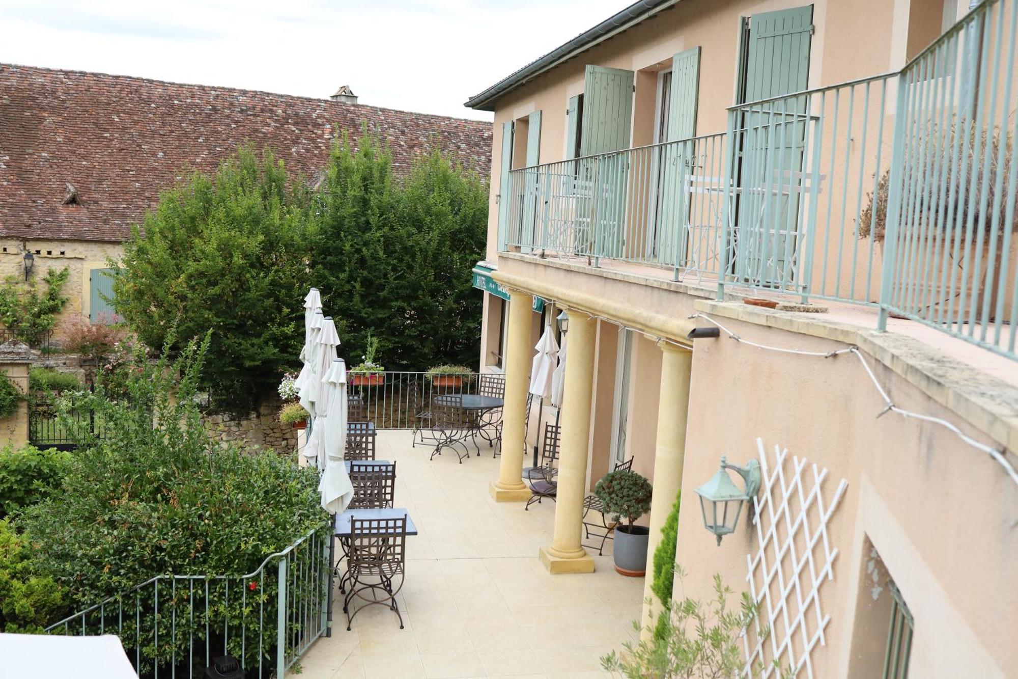 Hotel-Restaurant Cote Rivage Badefols-sur-Dordogne ภายนอก รูปภาพ
