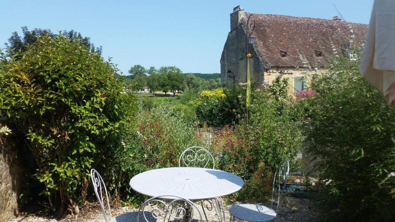 Hotel-Restaurant Cote Rivage Badefols-sur-Dordogne ภายนอก รูปภาพ