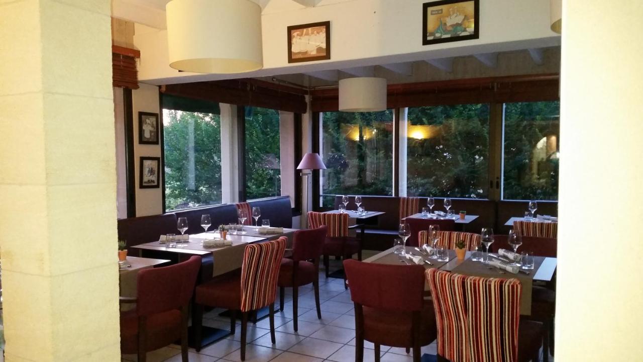 Hotel-Restaurant Cote Rivage Badefols-sur-Dordogne ภายนอก รูปภาพ