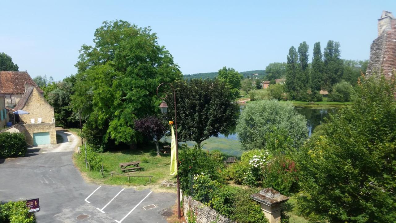 Hotel-Restaurant Cote Rivage Badefols-sur-Dordogne ภายนอก รูปภาพ